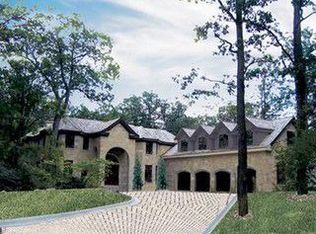 691 Wake Robin Ln, Highland Park, IL