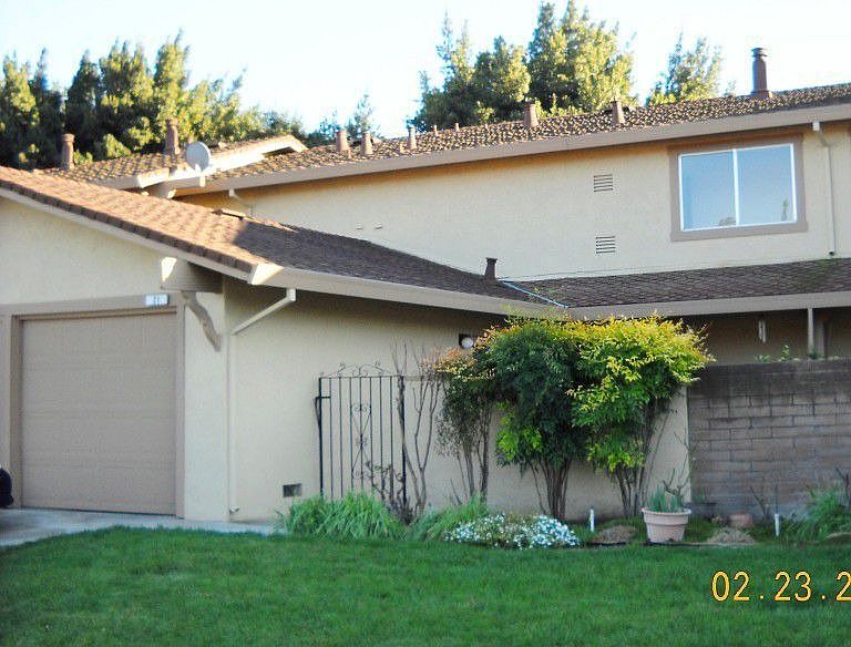 1st image of 21 W El Dorado Dr