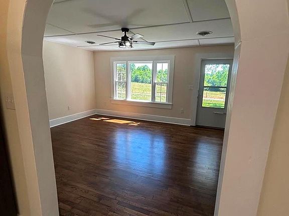 4th image of 3676 Saxkey Rd