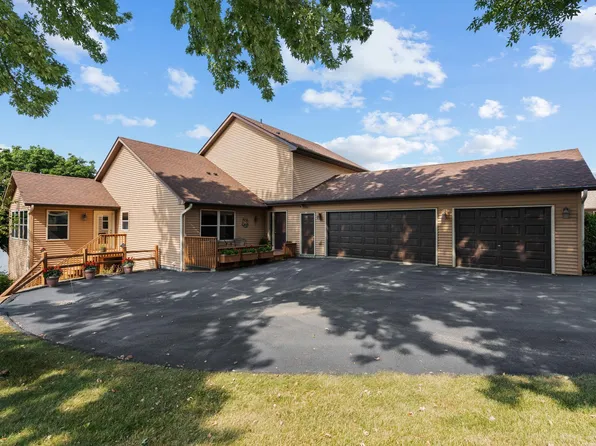 20111 Cedar Lake Trl, Morristown, MN 55052