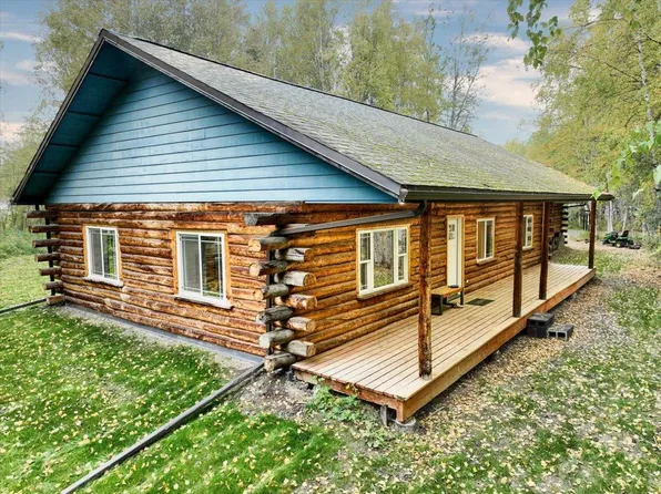 2780 Horseshoe Way, North Pole, AK 99705