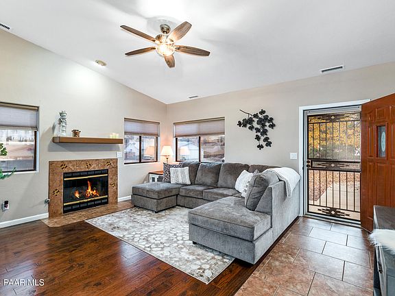 4th image of 4240 N Tonopah Dr
