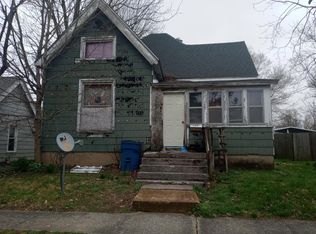 105 Warren St, Anna, IL 62906