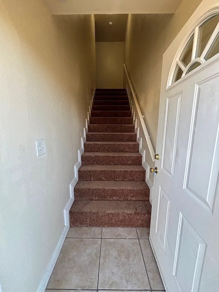 4 bed, 1600 sqft, $3,500 — Photo 3