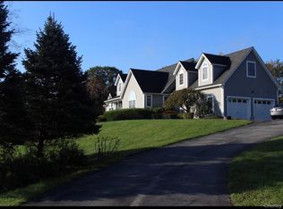 12 Neveles Pride Court, Pine Bush, NY 12566