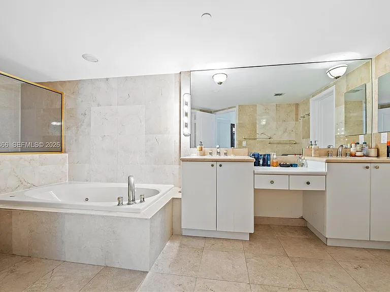 8925 Collins Ave #9J — Photo 18