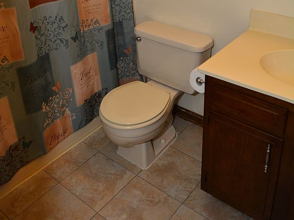 4th image of 45761 Church Dr
