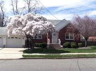 67 Jefferson Ave, Edison, NJ 08837