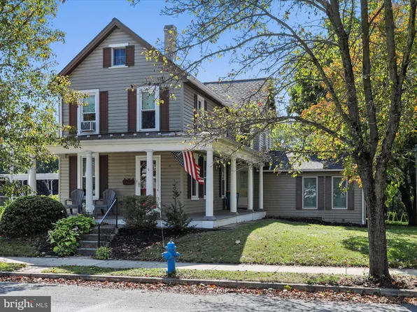 998 Scotland Ave, Chambersburg, PA 17201