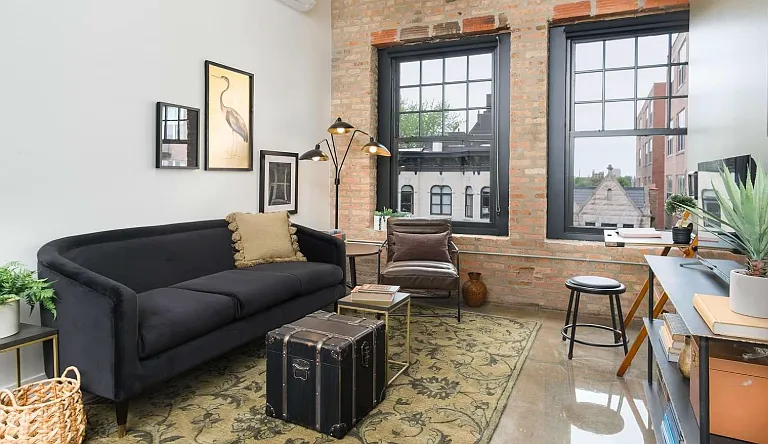 1526 W Monroe St #117 — Photo 5