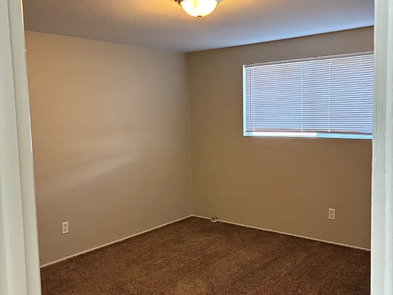 Unit Photo