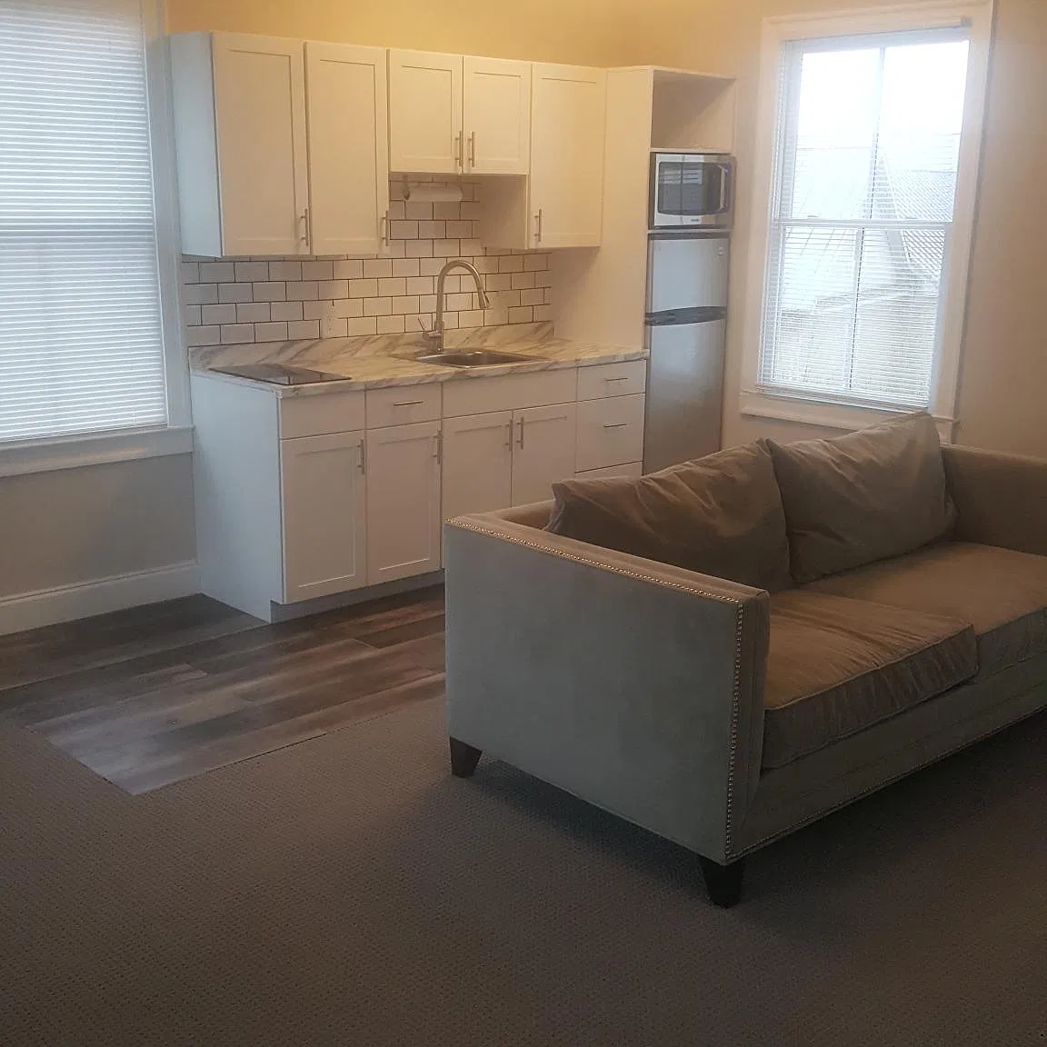 Studio, 660 sqft, $1,795 — Photo 4