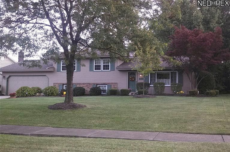 1st image of 113 Country Green Dr