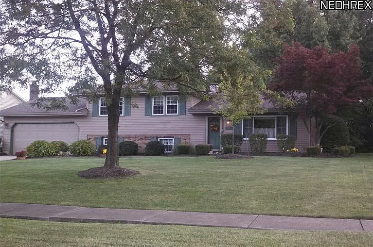 113 Country Green Dr photo 1