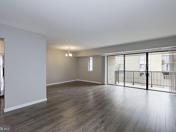 5th image of 114 Monroe St #30