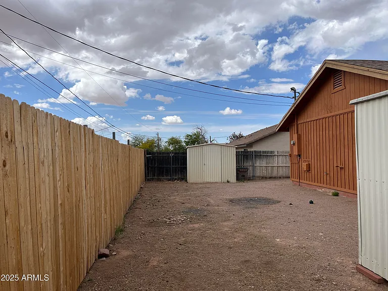 10261 E La Palma Ave — Photo 11