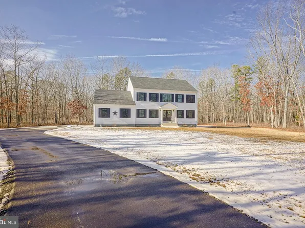 8 Emilie Ct, Buena, NJ 08310