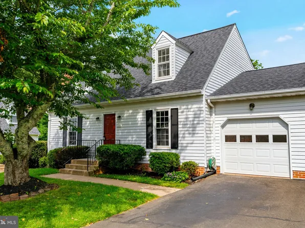561 Tiffany Ct, Warrenton, VA 20186