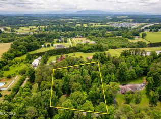 2353 Dave Smith Rd, Kodak, TN 37764