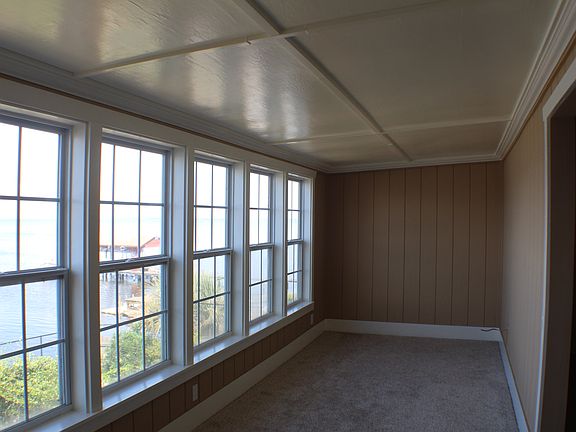 5th image of 126 Walton Way Unit 7