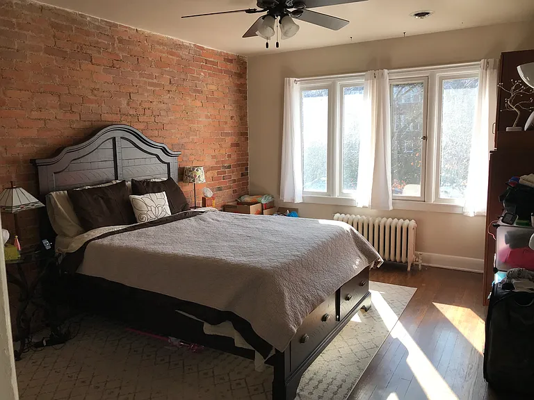 5539-5541 Beacon St #5539 — Photo 16