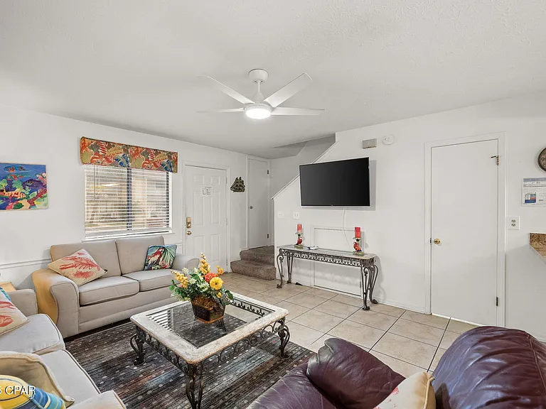133 W Leslie Ln — Photo 7