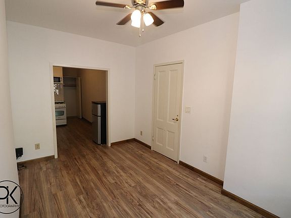 2nd image of 224 Kingsland Ave #1LF