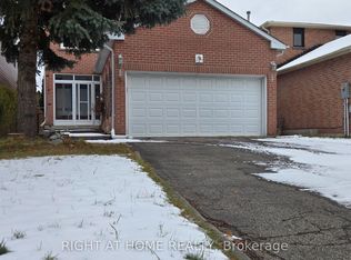 5 Constellation Cres, Richmond Hill, ON L4C8J8
