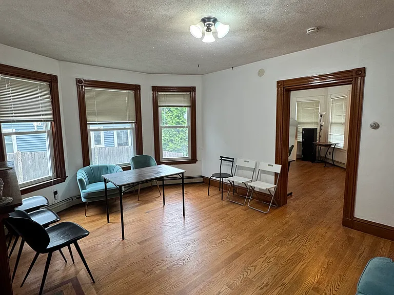 35 Fiske St #1 — Photo 1