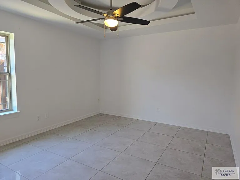 6802 Bonham Rd — Photo 15