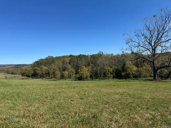 N 4th St, Wytheville, VA 24382