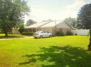 3001 Farmington Rd SW, Decatur, AL 35603