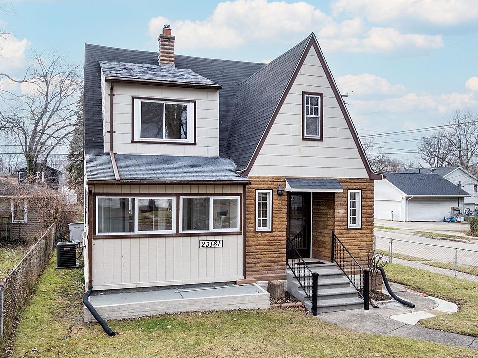 1st image of 23161 Cayuga Ave