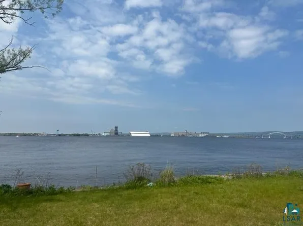 38th St S, Duluth, MN 55802