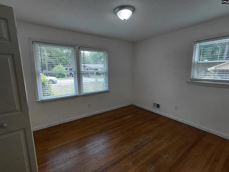 224 Hickory Ridge Dr — Photo 10