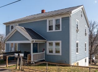 1306 Jackson St, Staunton, VA 24401