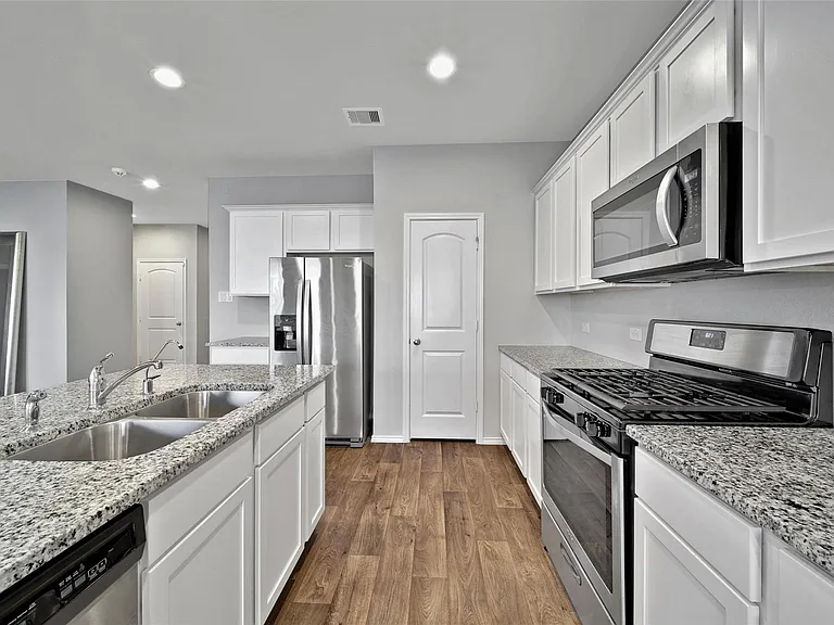 13854 Rock Island Trl — Photo 7