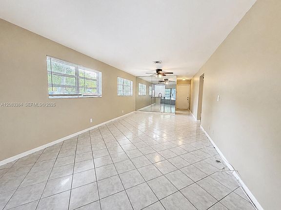 2nd image of 4061 NW 9th Ave APT 106