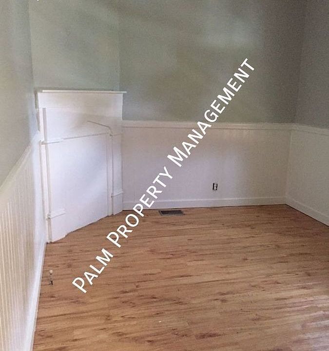 2nd image of 819 Paulsen St
