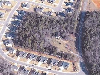 2nd image of 2098 Sunny Hill Rd