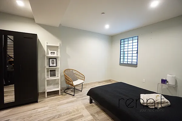 Rented by Rennit Inc. | media 37