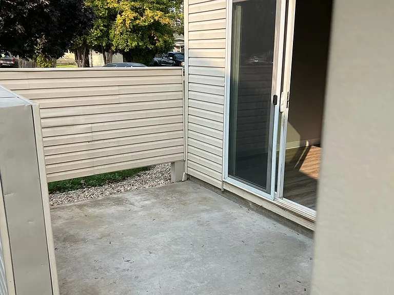 1220 S Juniper St — Photo 15