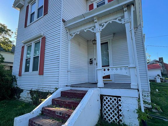 2nd image of 302 Danville St