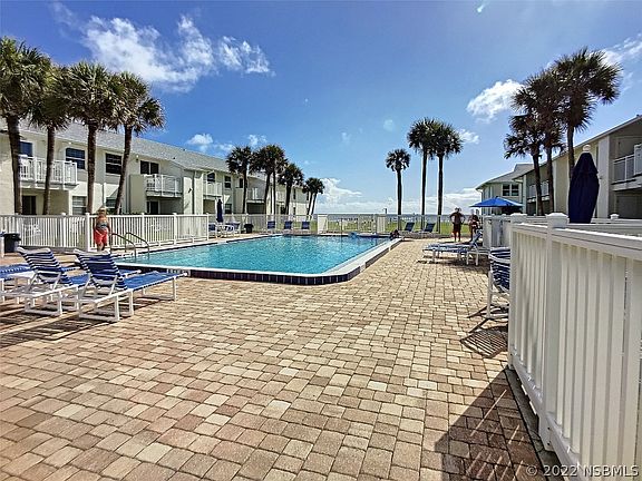 5th image of 4225 S Atlantic Ave #143