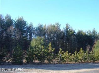 Sweeter Rd, Twin lake, MI 49457