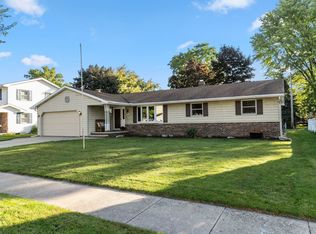 2512 N Chestwood Ct, Appleton, WI 54911