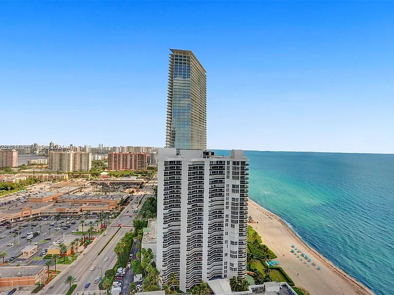 16699 Collins Ave #3105 — Photo 35