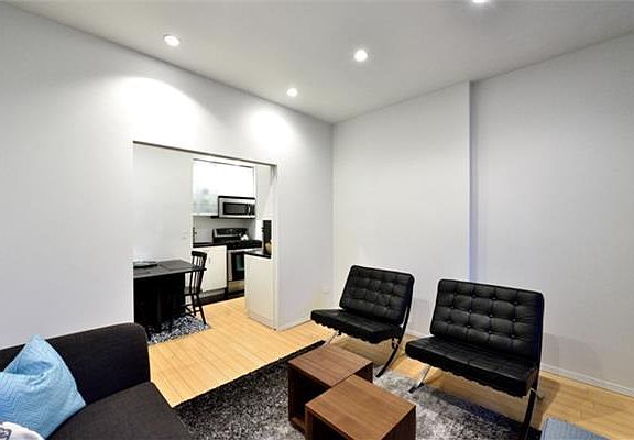 3rd image of 162 E 37th St APT 3F