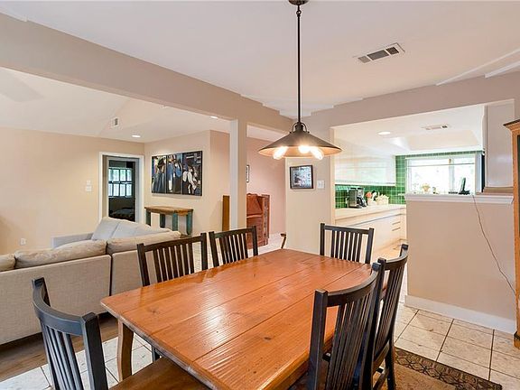 5th image of 2105 Matterhorn Ln