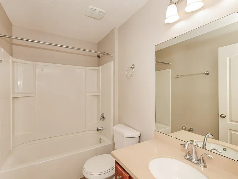 1908 High Prairie Ln — Photo 15